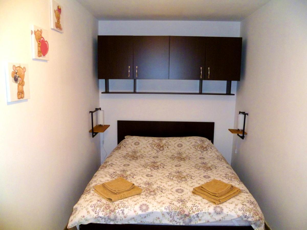 Romanilor - Studio First Floor 德瓦 外观 照片